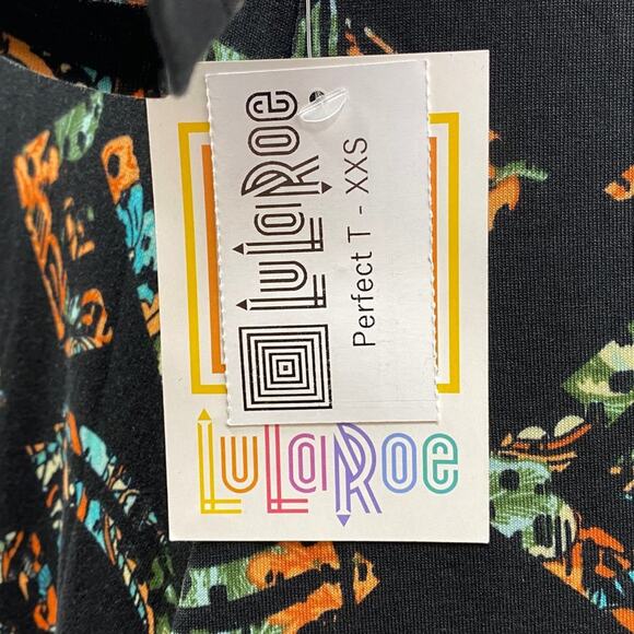 LuLaRoe Perfect T Size XXS Swing Shirt XXS Black Scoop Neck Flirty NWT - Picture 4 of 8